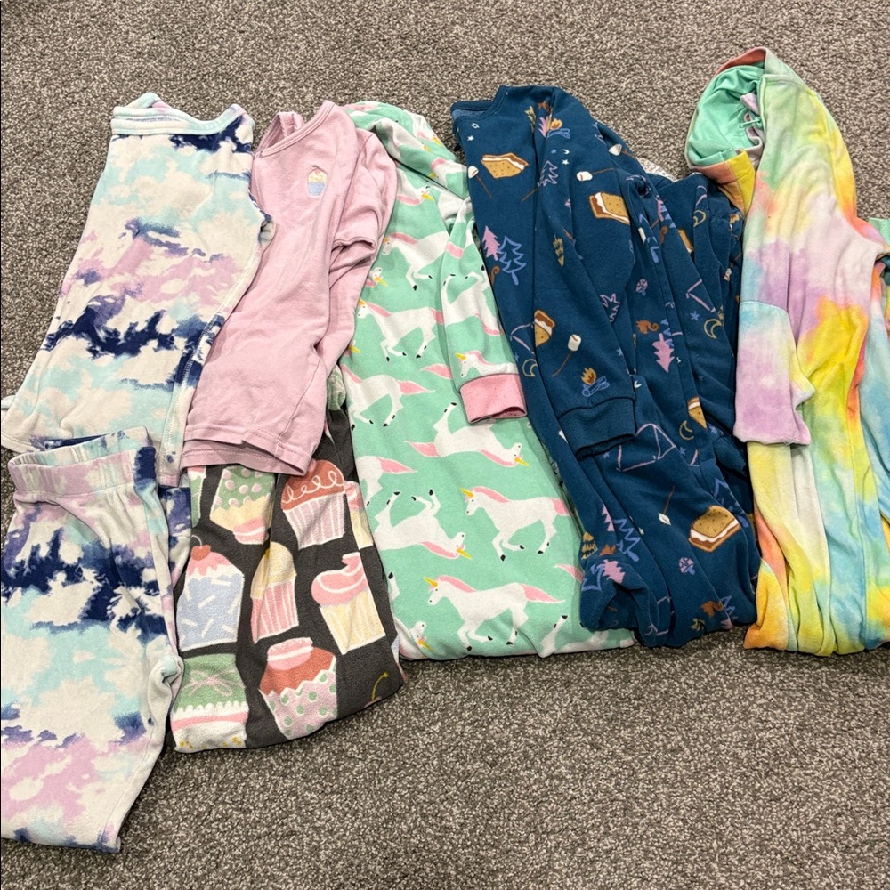Girls Size 8 Fleece Pajama Bundle